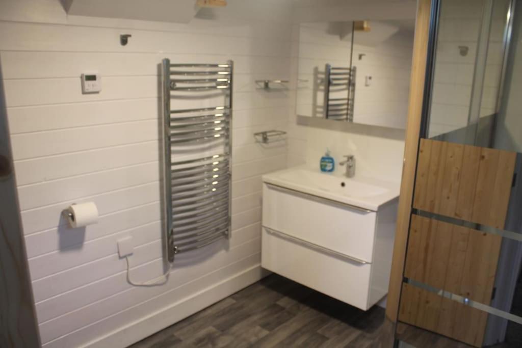 Villa The Scullery - A Quirky Annex With Wood Fire à Huddersfield Extérieur photo