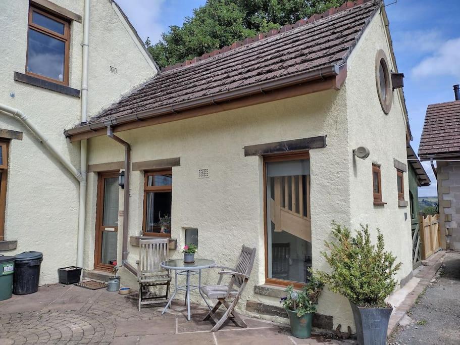 Villa The Scullery - A Quirky Annex With Wood Fire à Huddersfield Extérieur photo