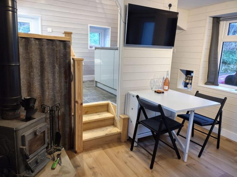 Villa The Scullery - A Quirky Annex With Wood Fire à Huddersfield Extérieur photo